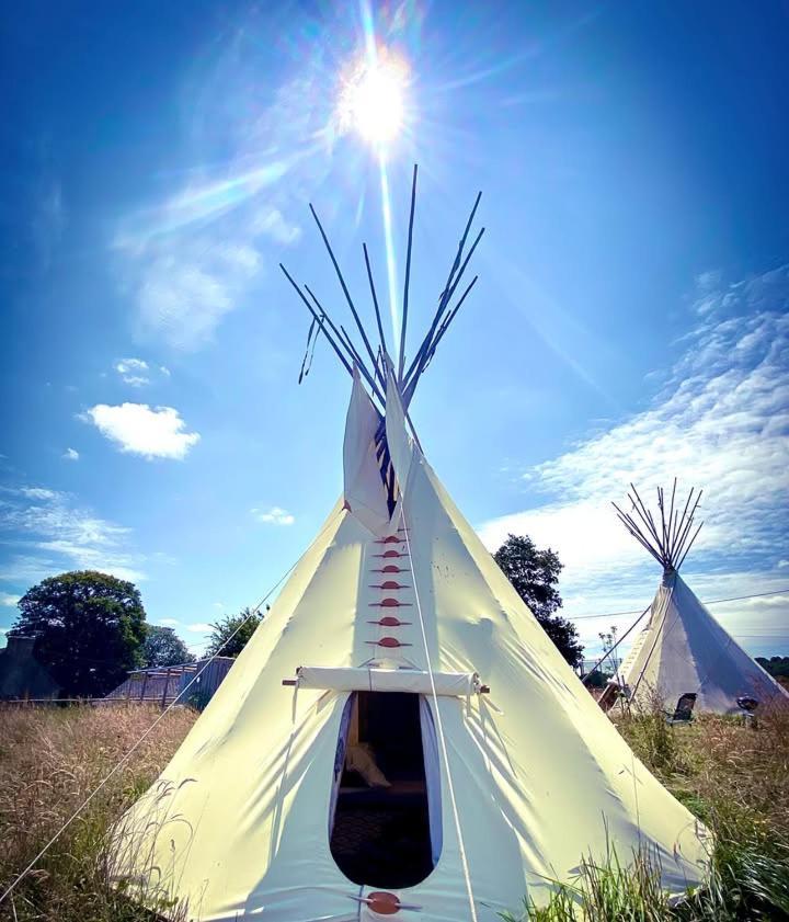 Terra-Tipike, Tipi A La Ferme Entre Terre Et Mer Trebry Екстер'єр фото